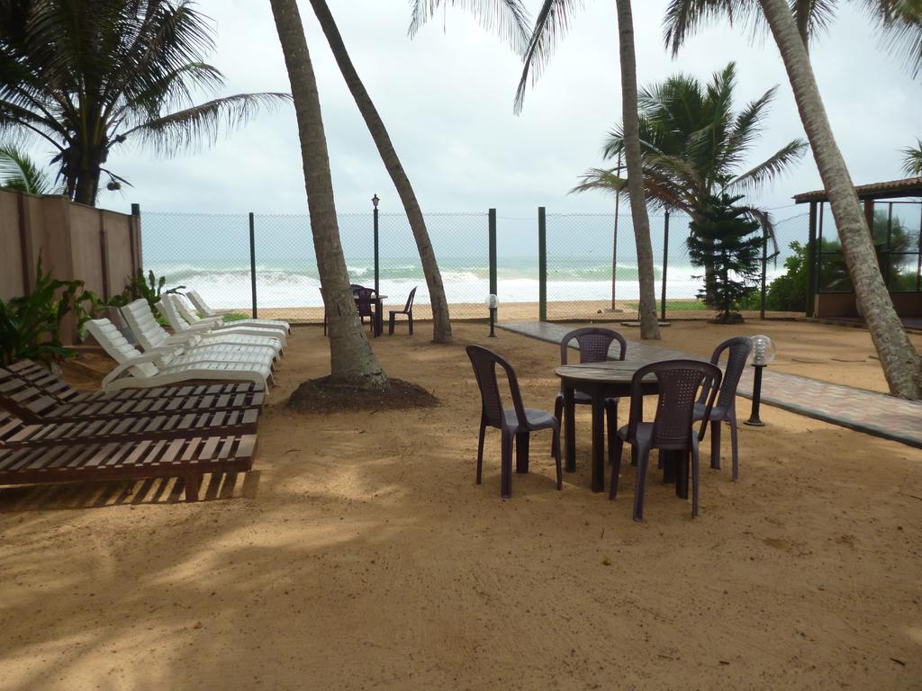 Hotel Ocean View Cottage Hikkaduwa Exterior foto